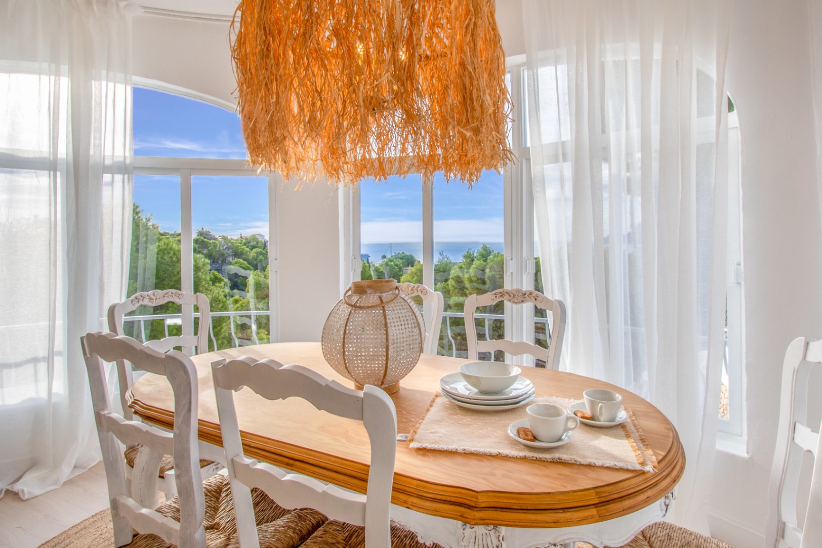 Beautiful villa with sea views for sale in Urbanización La Galera in Altea