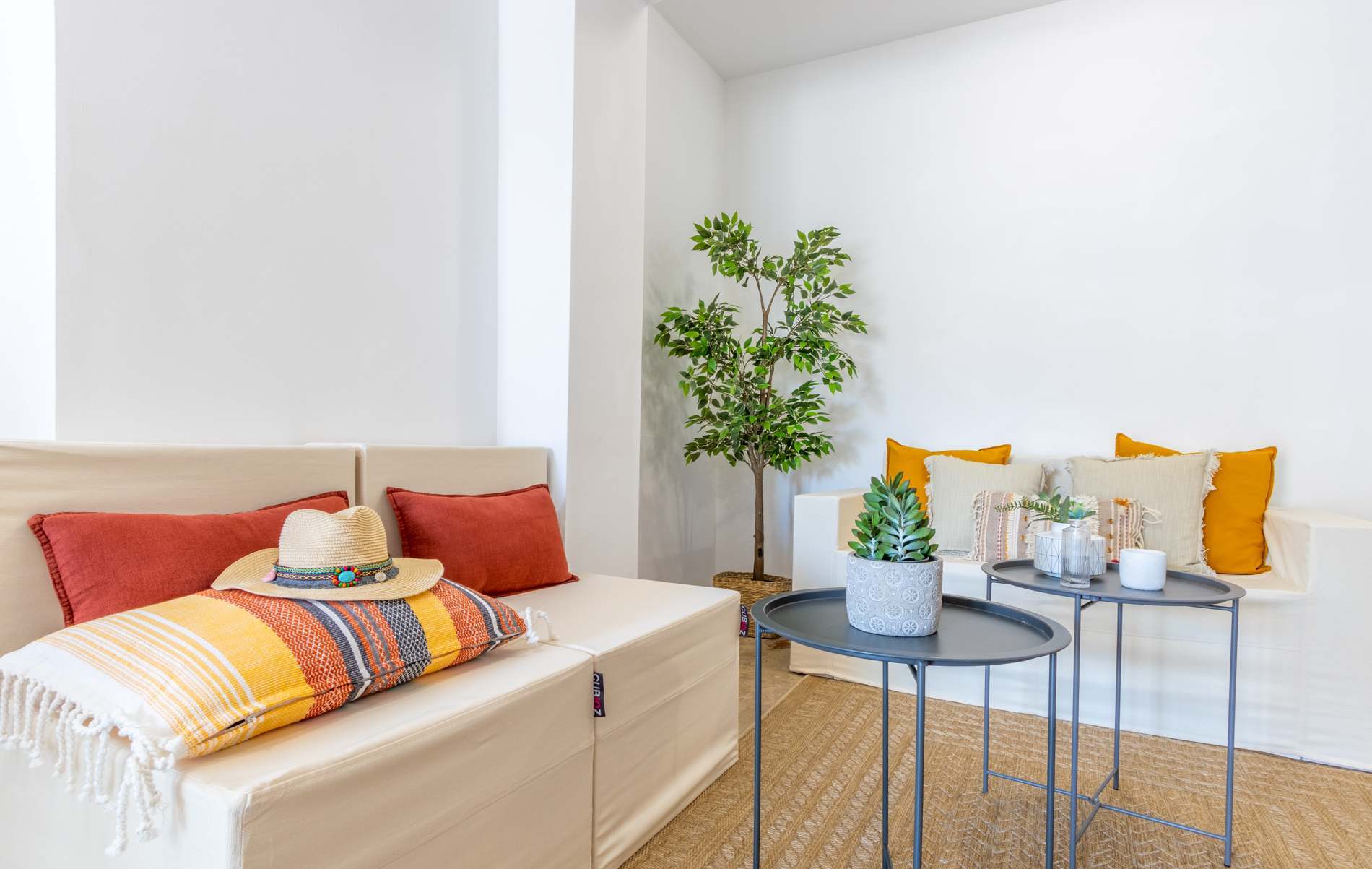 Apartamento de 2 dormitorios en venta en el centro de Moraira